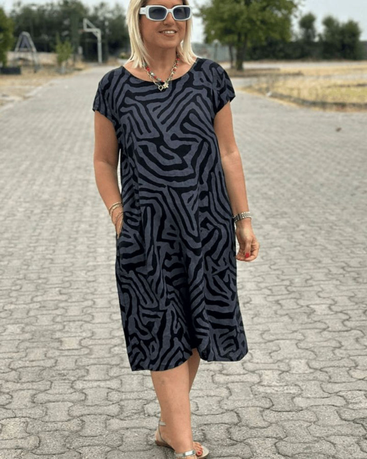 Nelia – Obleka s krožnim izrezom in vzorcem