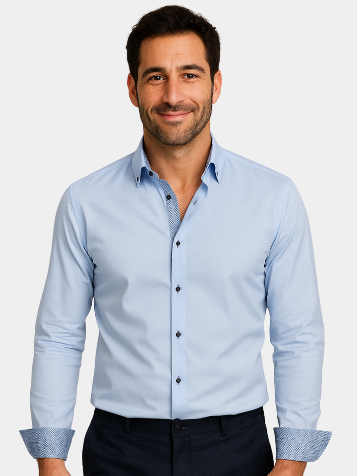 NOVAK | ELEGANTNA LAHKA SRAJCA Z KONTRASTNIMI PODROBNOSTMI