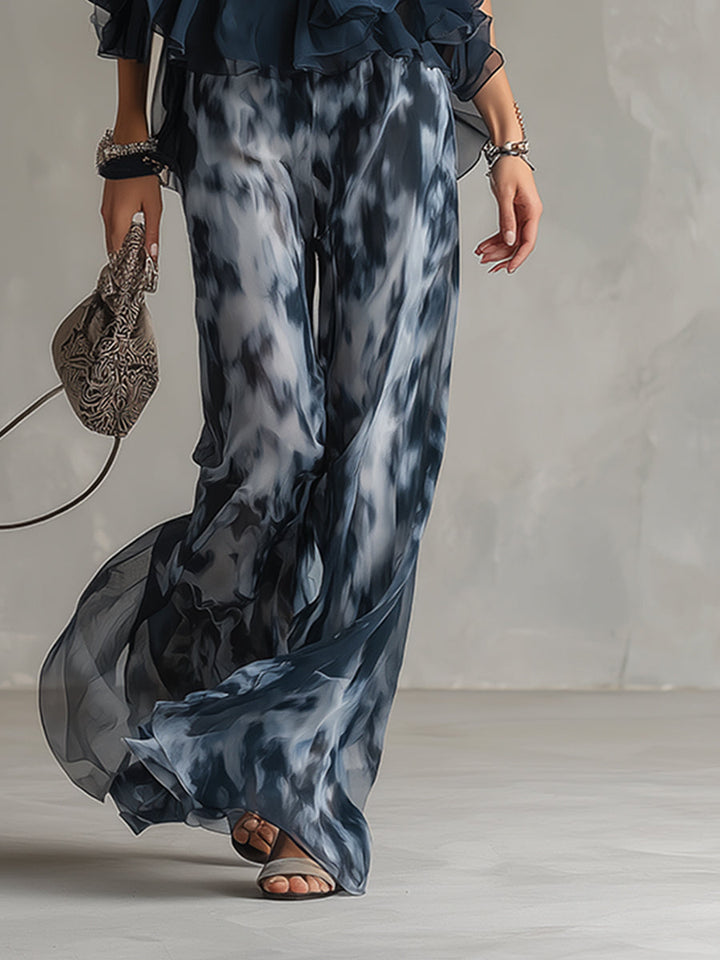 Ludovica | Eleganten Top Halter v Temno Modri Barvi in Široke Hlače z Potiskom
