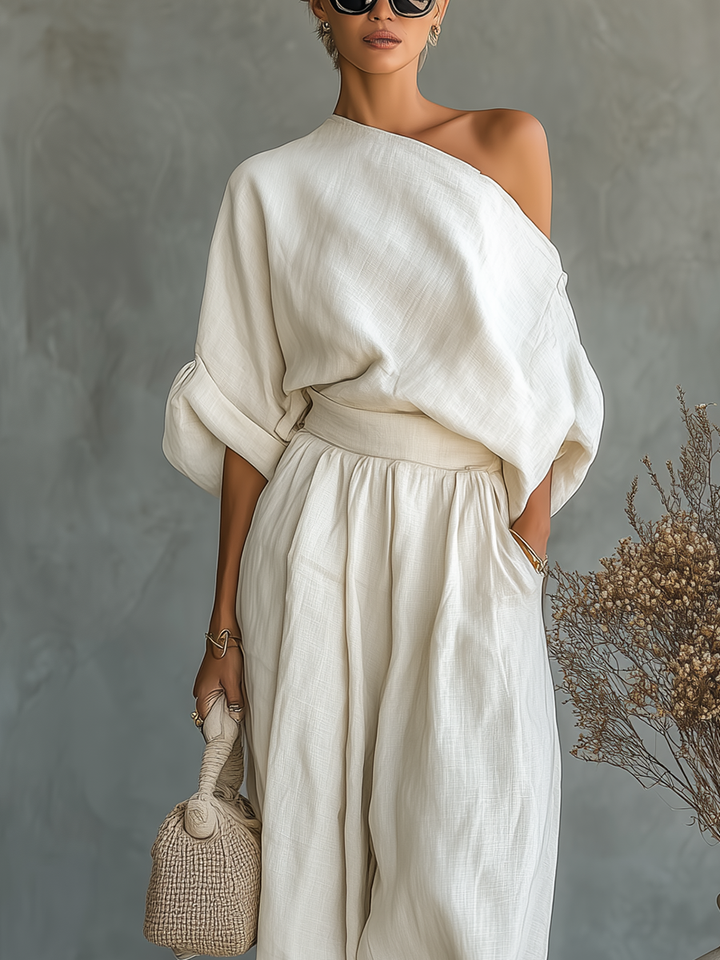 Lisa | Mehka majica z odprtimi rameni in tapered hlače